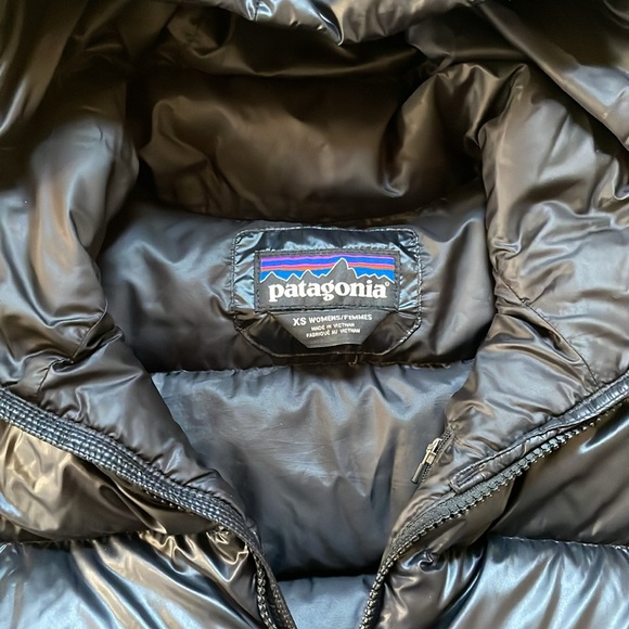 Patagonia Raven Rocks down puffer coat - Picture 2 of 4
